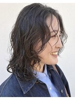 ファヴォリ(favori)&nbsp;【favori 自由が丘】ミディアム×ウェーブしっかりパーマ