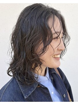 ファヴォリ(favori) 【favori 自由が丘】ミディアム×ウェーブしっかりパーマ