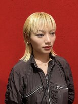 テントー 大泉学園店(Tento-)&nbsp;抜きっぱなしブロンドの透明感を活かしたミディアム