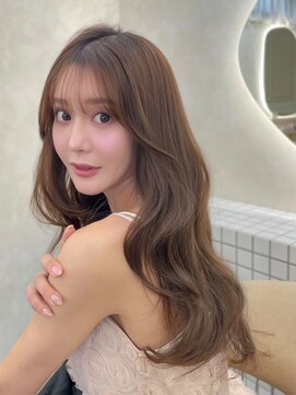 ザ シー 海老名(The C) レイヤーカット、ベージュ、軽め前髪、柔らかなロングヘア海老名