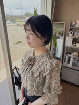 メグル(MEGURU,) 丸みショートボブ