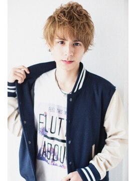 キートスバイガーランド (Kiitos by Garland) [kiitos/吉祥寺]☆セミウェット無造作束感ショート☆