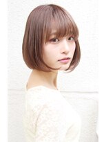 レウナ 外苑前(Reuna)&nbsp;大人可愛くニュアンス毛先ワンカールボブ　アッシュグレイ