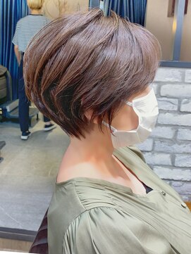 アヴァロン(AVALON) 【30代40代】横顔美人な絶壁解消ショートパーマ「永田カズヤ」