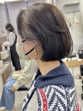 ビュー フクオカ(VIEW FUKUOKA) モードに大人可愛いダークアッシュイメチェンボブ