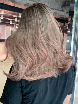 アイティー バイ アルバム 中野店(IT by ALBUM) ホワイトピンクシャドールーツ_ショコラアッシュ_ba410511