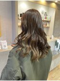 20代30代大人可愛い♪ハイライトカラーバレイヤージュミディ