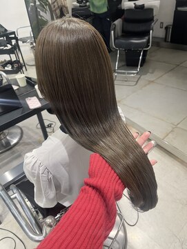 アルテ(ARTE) 【ARTE表参道/青山】小顔レイヤー×シアベージュ