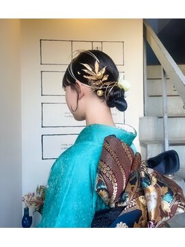 ノード(NODO) 和装のシニヨンアレンジ