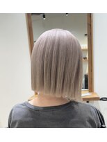 リフル 八王子(RIFULL)&nbsp;ハイライト　レイヤー ショートヘア　ボブ　くびれレイヤー