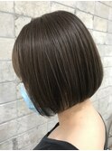 《ミニボブ》グレージュ