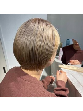 コンフェティ つばき山下通店(Confetti) ショート