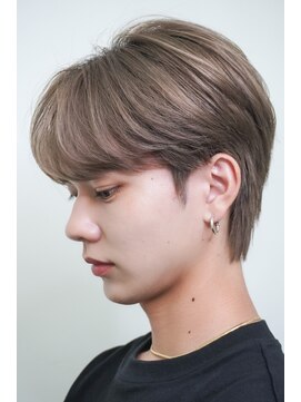 オーシャントーキョー ウエスト(OCEAN TOKYO WEST) 韓国マッシュカルマパーマコンマバングセンターパート黒髪ウルフ