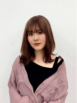 タヤ たまプラーザ店(TAYA) 伸ばしかけミディアム×外ハネレイヤー