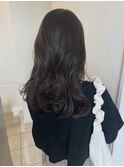 暗めでも透明感のあるお色