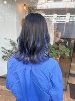 ミモザワークス ヘアアレンジ インナーカラーブルー