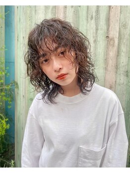 シンヤヘアーズ アルザ通り店(SHINYA HAIRS)の写真/ベテランスタイリストが提案×丁寧な接客×高い技術で、あなたの“なりたい”を叶えます☆