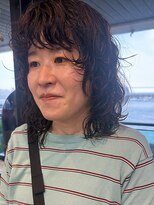 フィルム(FiLMs)&nbsp;ミディアムパーマ/レイヤーカット/顔まわりカット