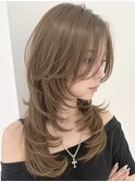 ニュアンスレイヤー小顔レイヤーフェイスレイヤーペールベージュ