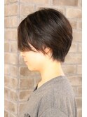 耳かけショートボブ
