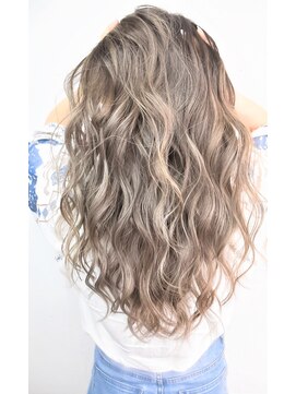 グランツ(GLANTZ) 艶カラー×セミロング