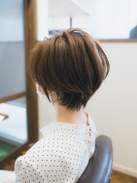 ヘアデザイン ステラ(hair design sTella) 惚れ惚れするフォルムの大人ショートスタイル