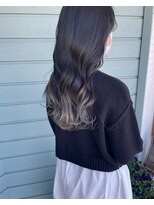 ヌイ(nui)&nbsp;[佐賀/greige/グレージュカラー/裾カラー/ダブルカラー]