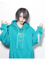 ガルテ(GARTE)&nbsp;アンブレラカラー/インナーカラー/グレー/シルバー/ウルフカット