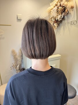 ラヴィン(LOVIN’) ミニボブ/ベージュ/グレイカラー