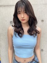 リラ(F-LILA) ダークブラウン×ロングレイヤーカット