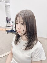 クローズ(cross-z)&nbsp;小顔前髪イメチェンくびレイヤーカットアンブレラカラー