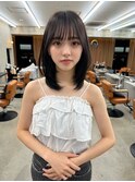 黒髪ボブルフネビージュワンレンくびレイヤーミディアムヘア