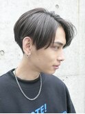 センターパートスパイラルパーマツーブロック刈り上げメンズヘア