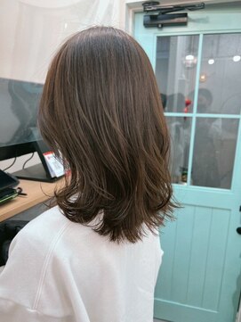 ロウバイレボ 柏(lou by revo) ミディアム/韓国風/レイヤーカット/顔回りカット/柏駅