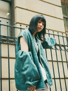 サンクス イース(SANKS . iisuu) layer cut  semi-long