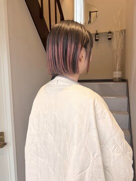 グラッド(glad) ピンクアンブレラ×切りっぱなしボブ