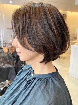 レリーキルト 岡本(RelyQuilt) 大人ボブ×白髪ぼかしにやりすぎないハイライト【岡本/三宮】