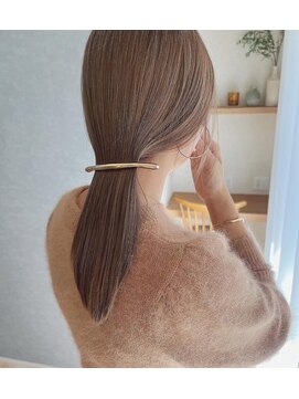 ロイ(ROY) シアーベージュ簡単アレンジ