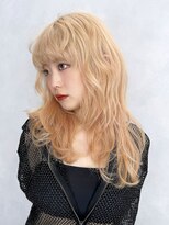 アルバム 池袋(ALBUM) ロングブロンドハイトーンおくれ毛顔周りレイヤー_F30798