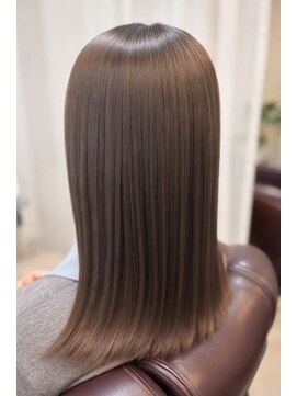 ウィロー(WILLOW) 【WILLOW京橋】アディクシーカラー/グレージュ（森光みやび）