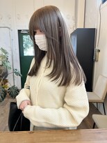 オーアイシー(OIC)&nbsp;オリーブグレージュ