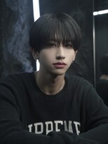 ケイ(K)&nbsp;ナチュラルな縮毛矯正で作るラウンドマッシュ