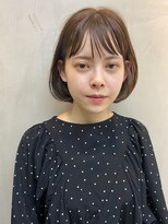 ミィ 浦和(mee)&nbsp;【mee.】ユウ　ショート　ボブ　前髪　イメチェン　ハイライト