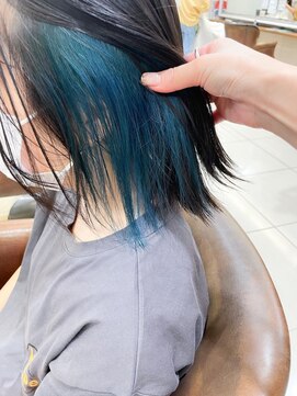 ネオリーブアイム 横浜西口店(Neolive aim) 秋冬カラー ブルー インナーカラー【横浜】