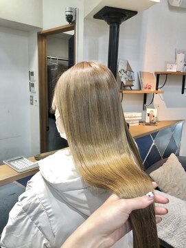 ロア 福岡天神本店(LORE) ハニーブロンド◎