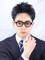 リップス レイ ギンザ(LIPPS Ray GINZA)&nbsp;30代男性　スーツ　短髪　ツイスト　短髪パーマ