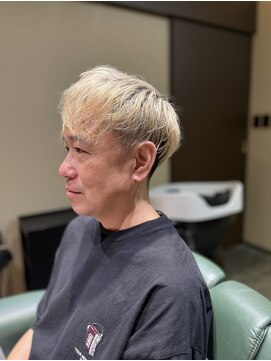 ドゥーエン 花園店(DoEN) ホワイトベージュ