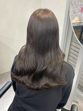 アロ 大阪梅田(alo) 【苗代萌】オリーブカラー《大阪梅田駅》