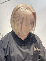 ロンドアンメゾン 原宿(Lond un Maison.)&nbsp;イメチェン外ハネボブワイドバングホワイトブロンド美髪韓国