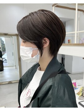 ヴィル(VILLE) ショート/ボブ/レイヤーカット/顔まわりカット/髪質改善/鈴鹿